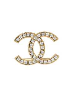 Chanel Vintage брошь в форме логотипа 2009-го года