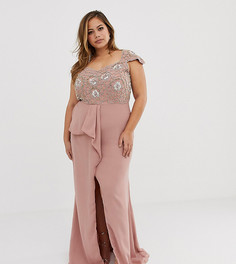 Декорированное платье макси с открытыми плечами и оборками Virgos Lounge Plus - Розовый