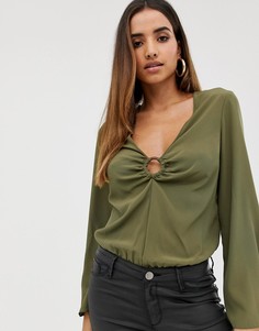 Боди с длинными рукавами, глубоким вырезом и кольцом ASOS DESIGN - Зеленый
