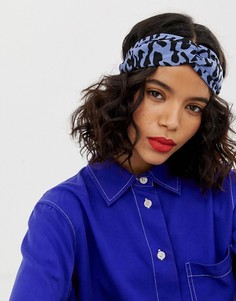 Повязка на голову со звериным принтом ASOS DESIGN - Синий