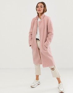 Удлиненное пальто с мягким искусственным мехом In The Style - Розовый
