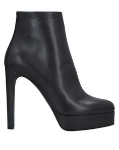 Полусапоги и высокие ботинки Casadei