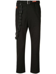 Maison Mihara Yasuhiro зауженные брюки с цепочкой