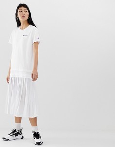 Платье-футболка миди с логотипом и плиссированной юбкой Champion - Белый