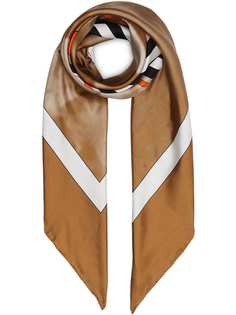 Burberry квадратный платок с фотопринтом