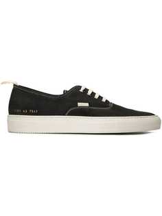Common Projects классические кроссовки