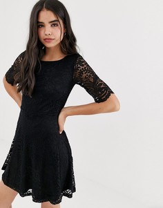 Кружевное короткое приталенное платье JDY Paris - Черный
