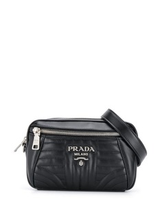 Prada стеганая поясная сумка