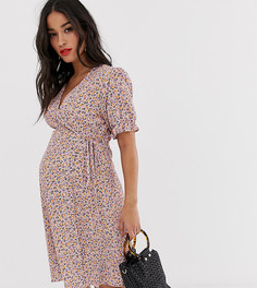 Лиловое платье с цветочным принтом и запахом New Look Maternity - Фиолетовый