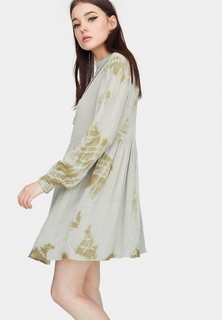 Платье Stradivarius