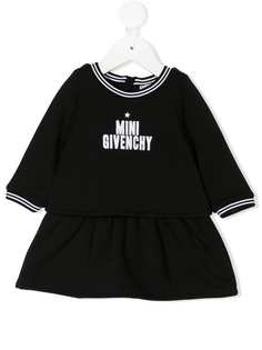 Givenchy Kids трикотажное платье с аппликацией логотипа