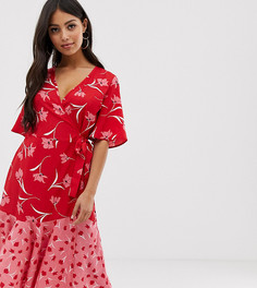 Красное платье миди с запахом и розовым цветочным принтом эксклюзивно для Boohoo Petite - Мульти