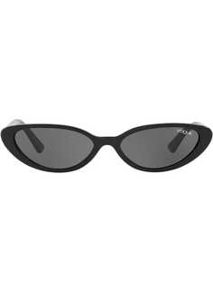Vogue Eyewear солнцезащитные очки в овальной оправе