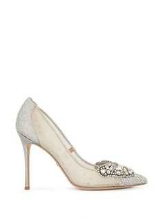 Badgley Mischka Quintana butterfly pumps