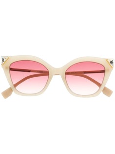 Fendi Eyewear солнцезащитные очки в оправе кошачий глаз с отделкой