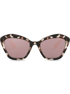 Miu Miu Eyewear солнцезащитные очки в массивной оправе "кошачий глаз"