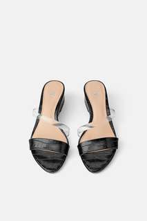 Туфли из винила с эффектом крокодиловой кожи Zara