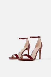Кожаные босоножки на каблуке Zara
