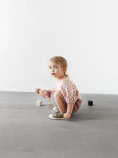 Трикотажный топ в горошек Zara