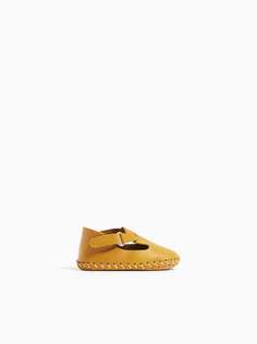 Кожаные туфли с контрастными швами Zara