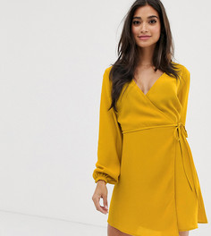 Платье мини горчичного цвета с длинными рукавами и запахом New Look Petite - Желтый