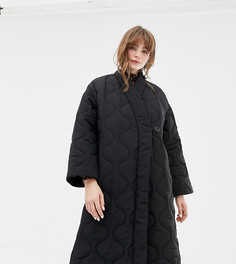 Черное стеганое пальто с V-образным вырезом Monki - Черный