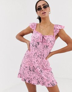 Чайное платье с квадратным вырезом, оборками и принтом New Girl Order - Розовый
