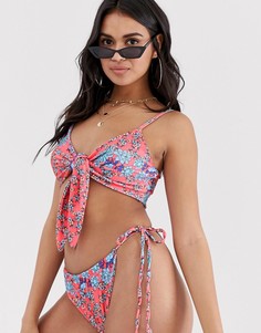 Красный бикини-топ с цветочным принтом и завязкой PrettyLittleThing - Мульти