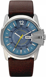 Мужские часы в коллекции Master Chief Мужские часы Diesel DZ1399