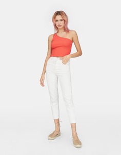 Топ асимметричного кроя Stradivarius