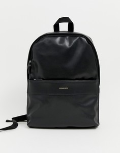 Черный рюкзак из сафьяновой кожи с тисненым фольгированным логотипом ASOS DESIGN - Черный