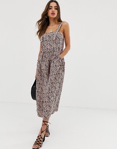 Джинсовый сарафан миди с карманами и леопардовым принтом ASOS DESIGN - Мульти