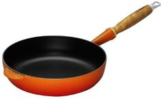 Чугунные сотейники Le Creuset Сотейник 28см с деревянной ручкой, Оранжевая лава