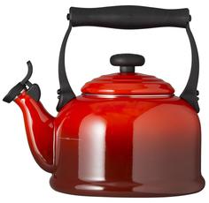 Наплитные чайники Le Creuset Чайник Trad со свистком 2.2л Вишня