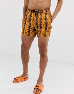 Неоново-оранжевые короткие шорты для плавания со змеиным принтом ASOS DESIGN - Оранжевый