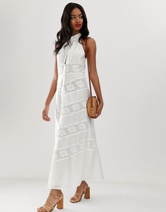 Платье макси с халтером и кружевными вставками ASOS DESIGN - Белый