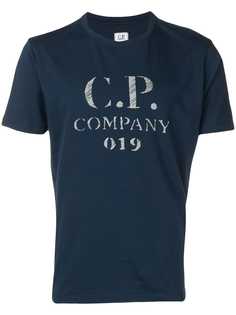 CP Company футболка с винтажным логотипом