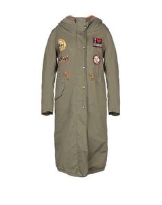 Пальто History Repeats