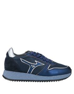 Низкие кеды и кроссовки Mizuno