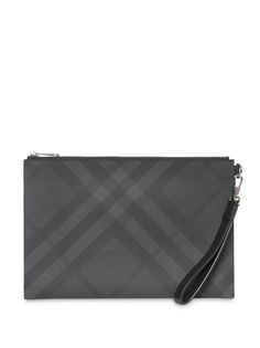 Burberry клатч на молнии в клетку