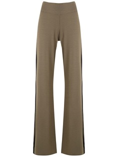 Lygia & Nanny Calça Saira Radiosa