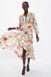 Платье с цветочным принтом Zara