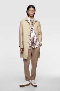 Рубашка с тропическим принтом Zara