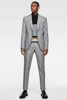 Костюм из ткани с рельефным узором Zara