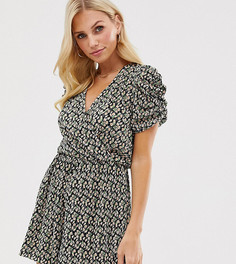Плиссированный ромпер с пышными рукавами и мелким цветочным принтом River Island - Мульти