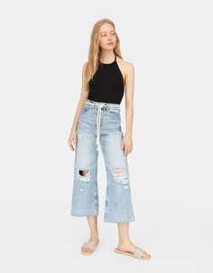 Топ в стиле рустик с вырезом халтер Stradivarius