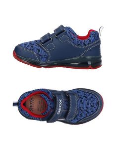 Низкие кеды и кроссовки Geox