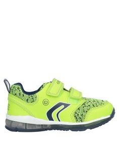Низкие кеды и кроссовки Geox