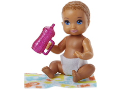 Кукла Mattel Barbie Ребенок + набор аксессуаров FHY76