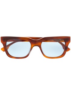 Le Specs солнцезащитные очки Fellini в прямоугольной оправе